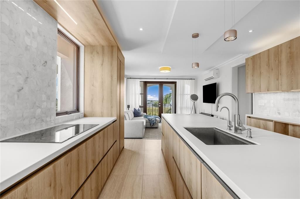 待售: $2,495,000 (4 贝兹, 3 浴室, 2696 平方英尺)