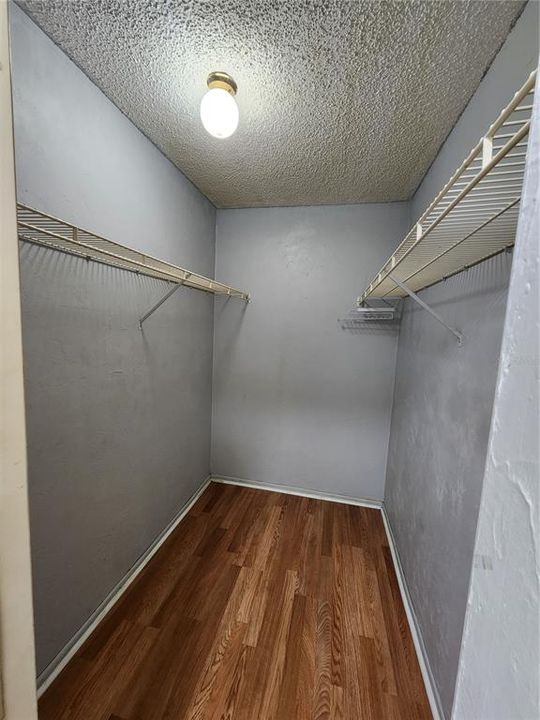 В аренду: $1,175 (2 спален, 2 ванн, 1292 Квадратных фут)