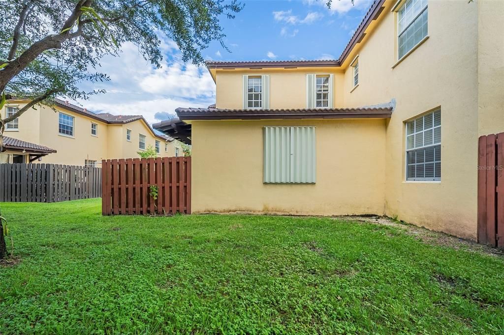 En Venta: $324,900 (3 camas, 2 baños, 1459 Pies cuadrados)