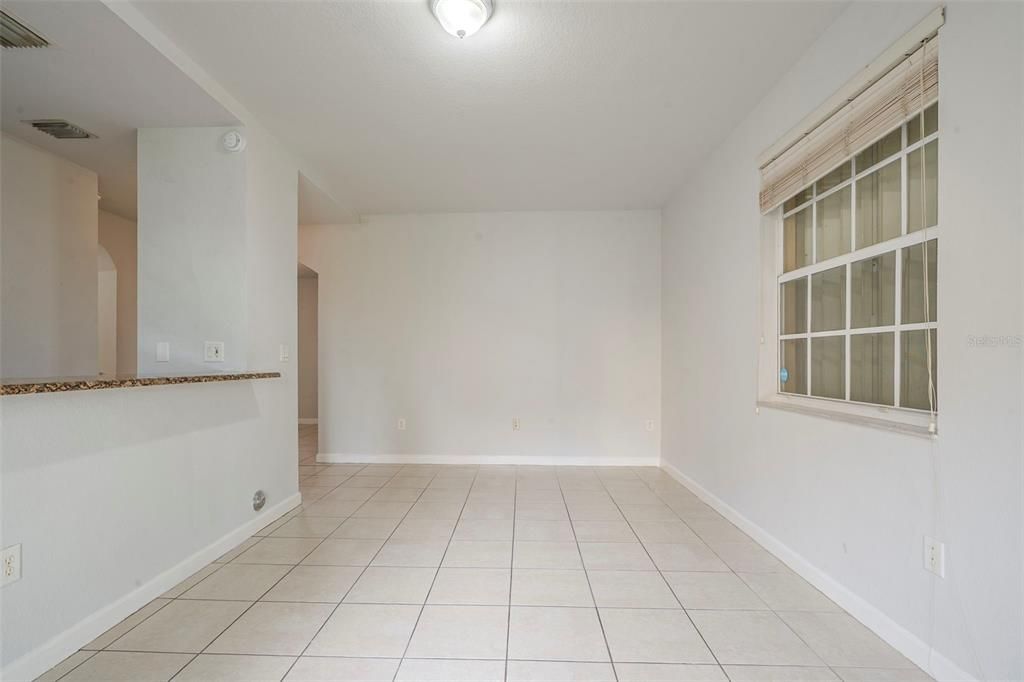 En Venta: $324,900 (3 camas, 2 baños, 1459 Pies cuadrados)