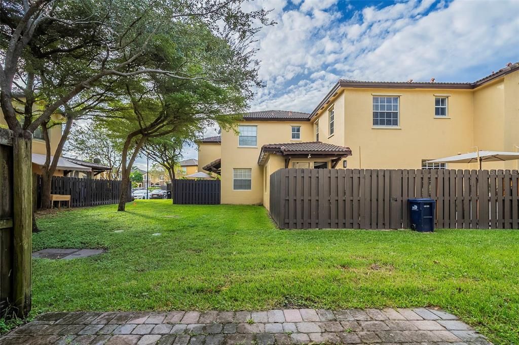 En Venta: $324,900 (3 camas, 2 baños, 1459 Pies cuadrados)