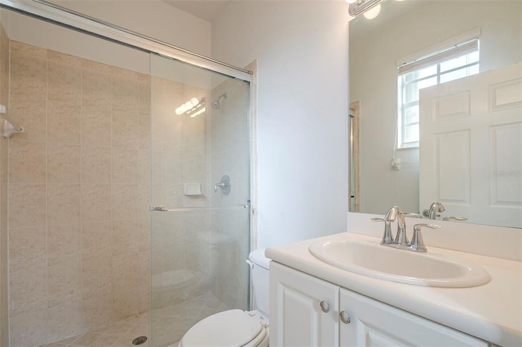 En Venta: $324,900 (3 camas, 2 baños, 1459 Pies cuadrados)