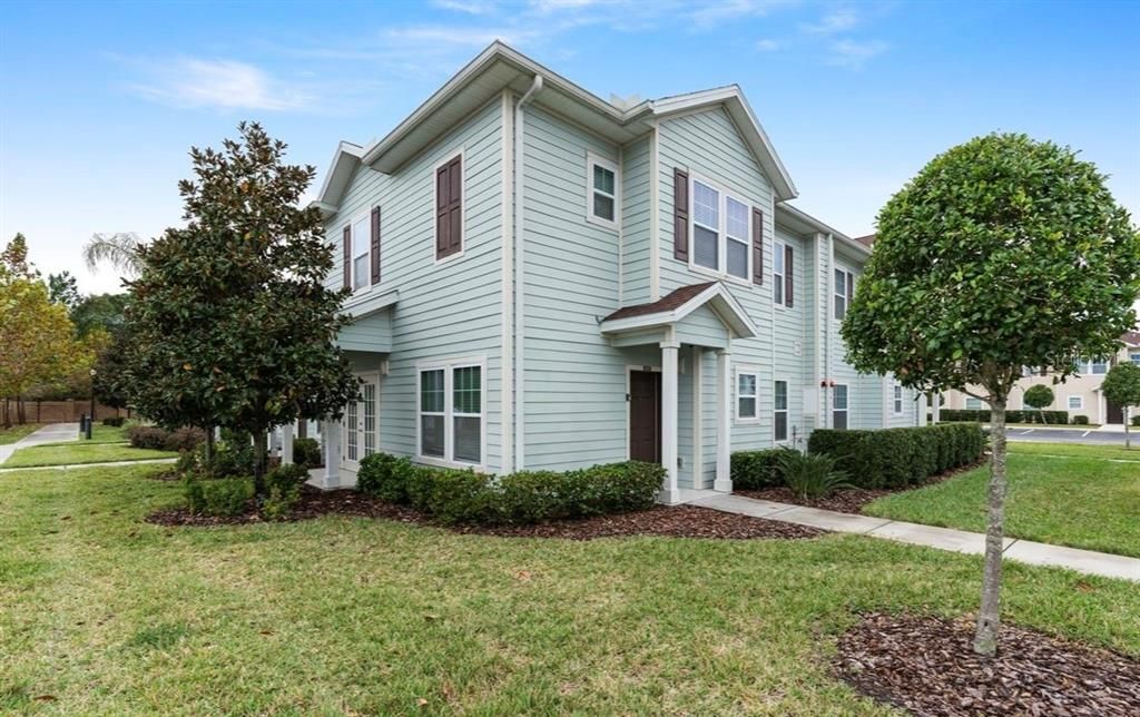 待售: $320,000 (4 贝兹, 3 浴室, 1694 平方英尺)