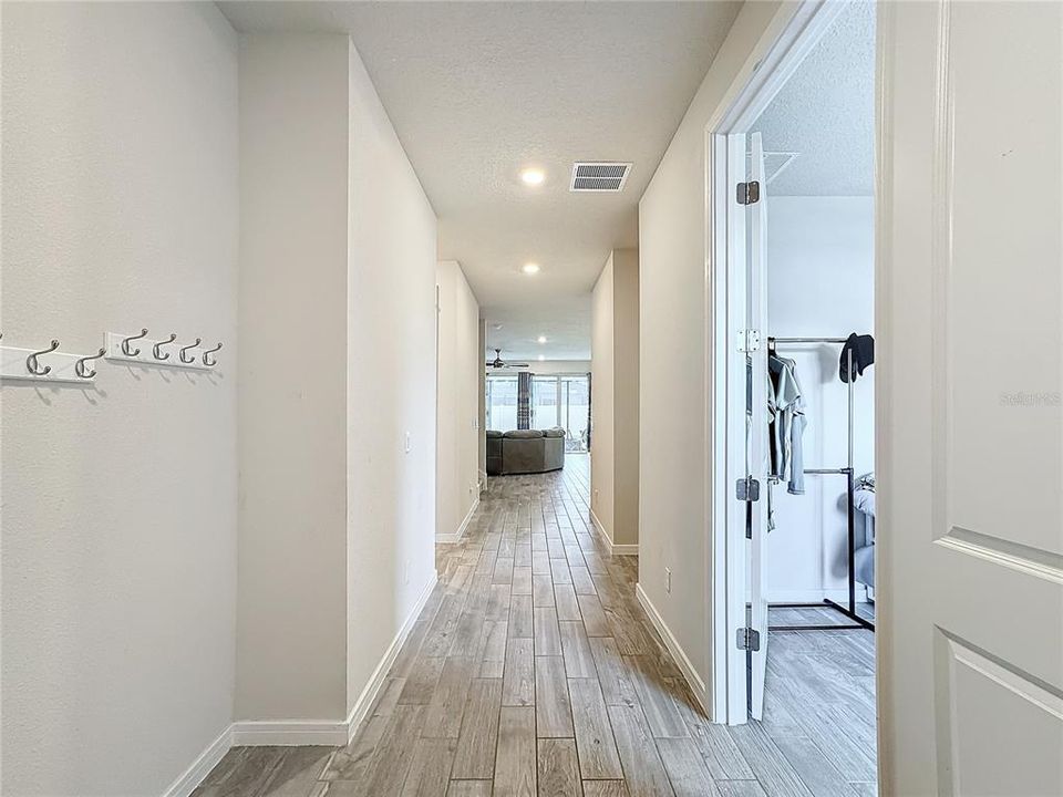 На продажу: $599,000 (4 спален, 3 ванн, 2894 Квадратных фут)