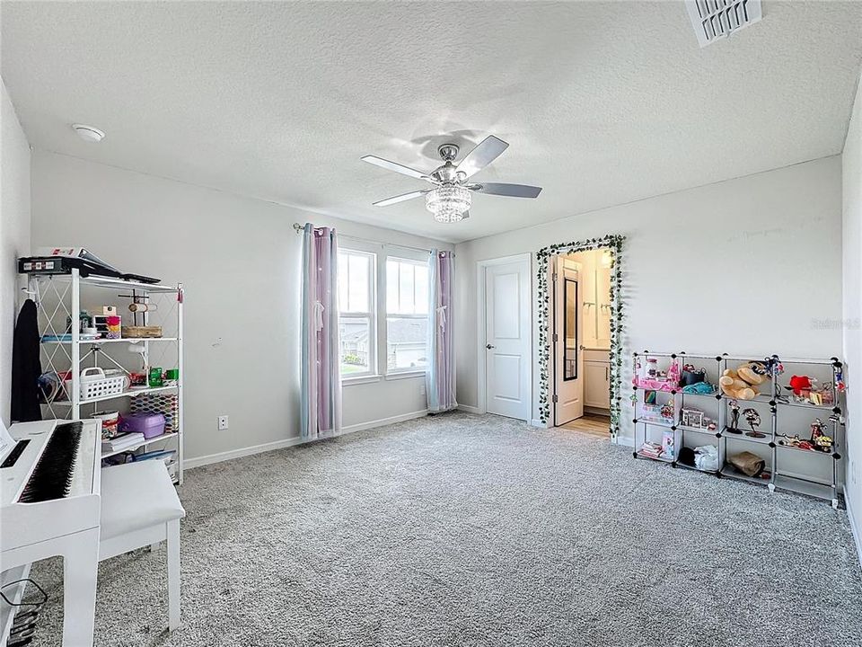 На продажу: $599,000 (4 спален, 3 ванн, 2894 Квадратных фут)