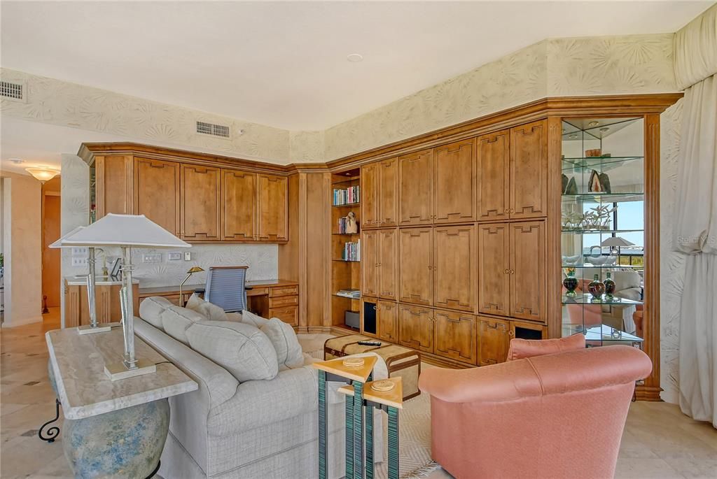 En Venta: $3,500,000 (3 camas, 3 baños, 2525 Pies cuadrados)