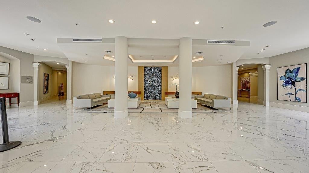 En Venta: $3,500,000 (3 camas, 3 baños, 2525 Pies cuadrados)