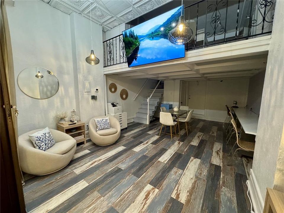 待售: $19,200 (0 贝兹, 0 浴室, 564 平方英尺)