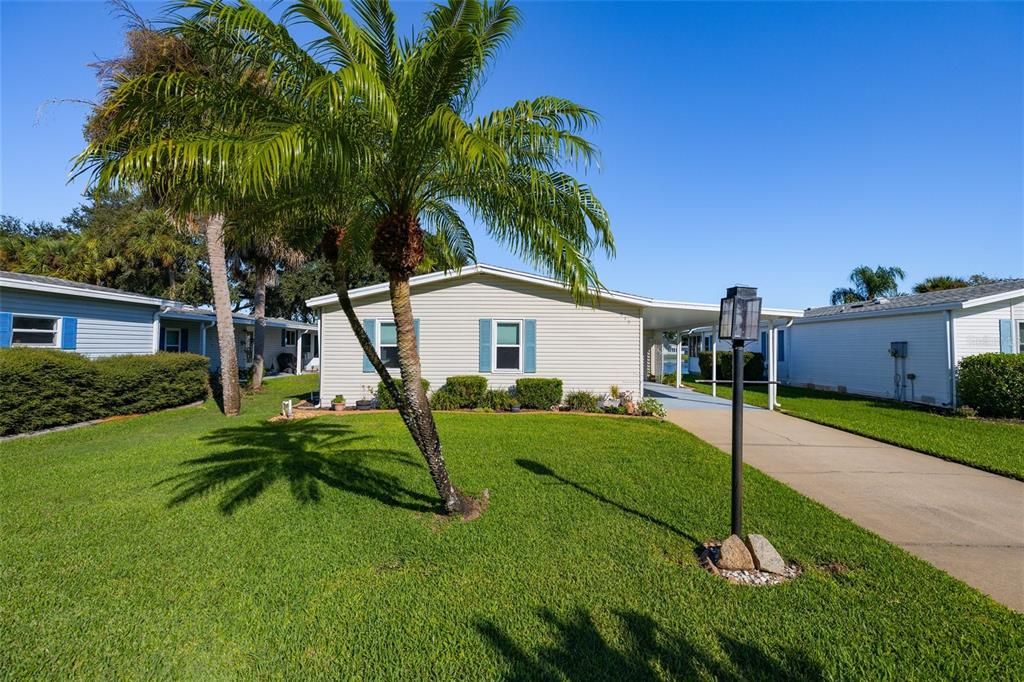 Active With Contract: $270,000 (2 beds, 2 baths, 1393 Square Feet)