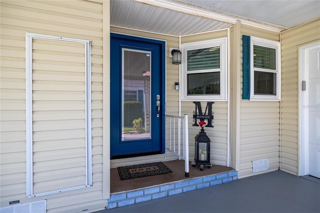 Active With Contract: $270,000 (2 beds, 2 baths, 1393 Square Feet)