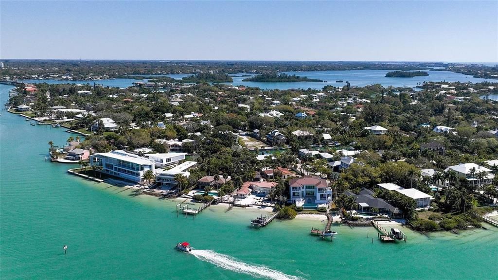 En Venta: $9,900,000 (6 camas, 7 baños, 5060 Pies cuadrados)