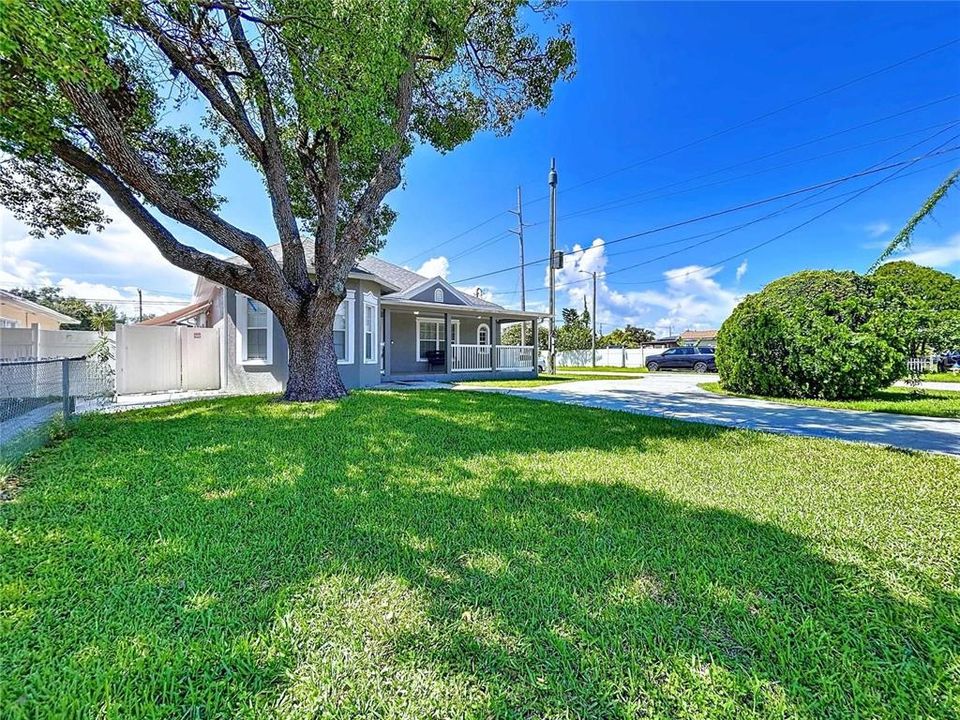 En Venta: $550,000 (3 camas, 0 baños, 2028 Pies cuadrados)