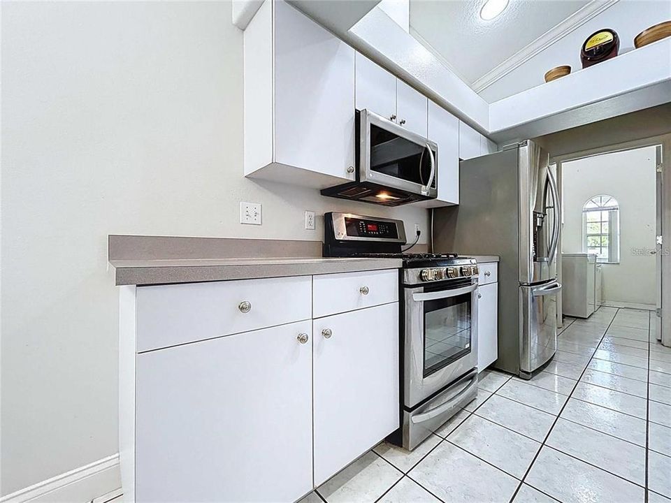 En Venta: $550,000 (3 camas, 0 baños, 2028 Pies cuadrados)