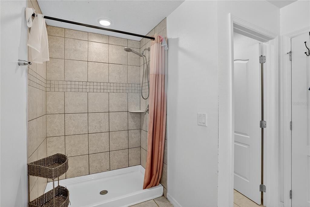 For Sale: $339,000 (4 beds, 2 baths, 2362 Square Feet)