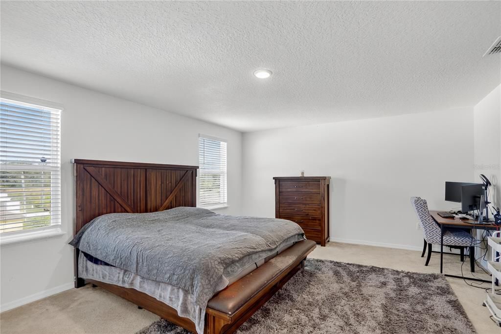 For Sale: $339,000 (4 beds, 2 baths, 2362 Square Feet)