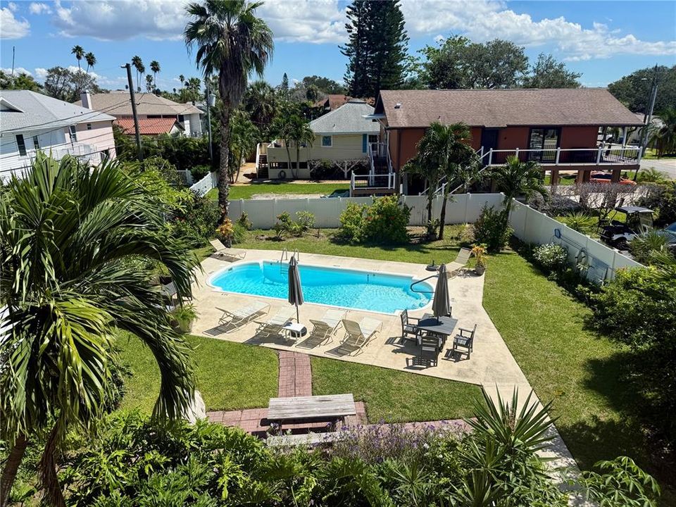 For Rent: $4,000 (2 beds, 2 baths, 1155 Square Feet)