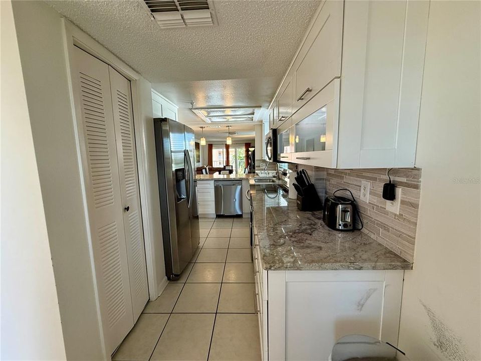 For Rent: $4,000 (2 beds, 2 baths, 1155 Square Feet)