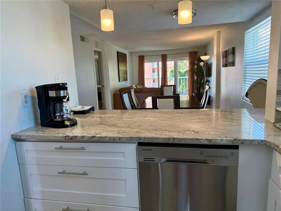 For Rent: $4,000 (2 beds, 2 baths, 1155 Square Feet)