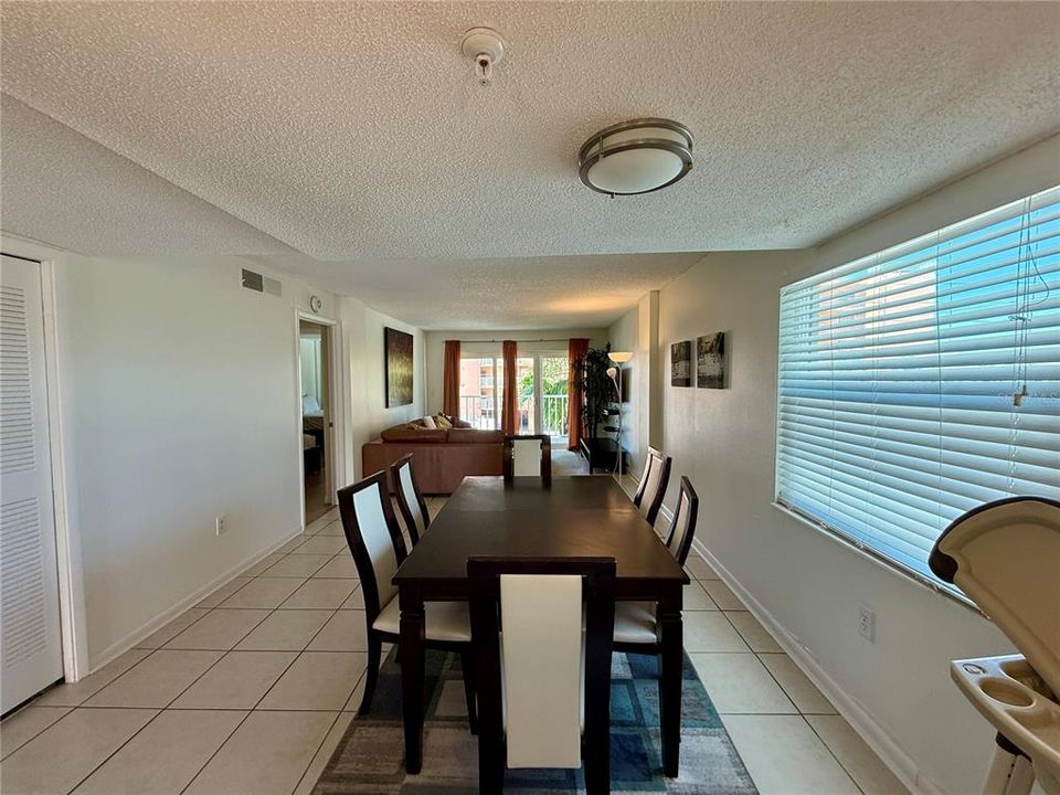 For Rent: $4,000 (2 beds, 2 baths, 1155 Square Feet)