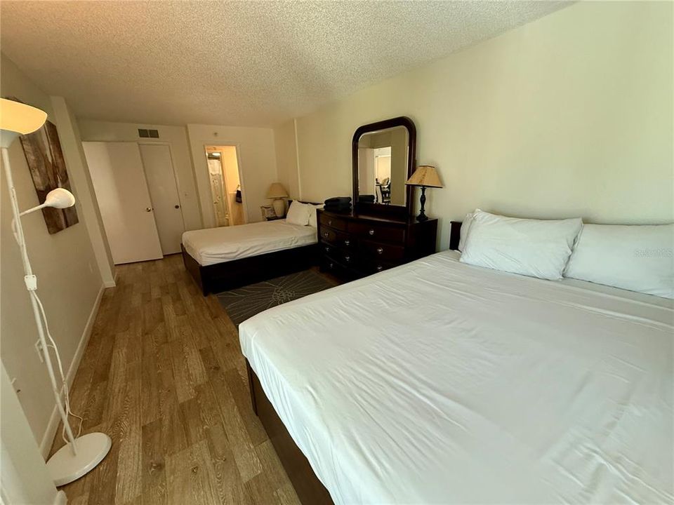 For Rent: $4,000 (2 beds, 2 baths, 1155 Square Feet)