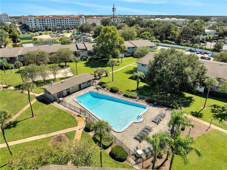 For Sale: $130,000 (2 beds, 1 baths, 881 Square Feet)