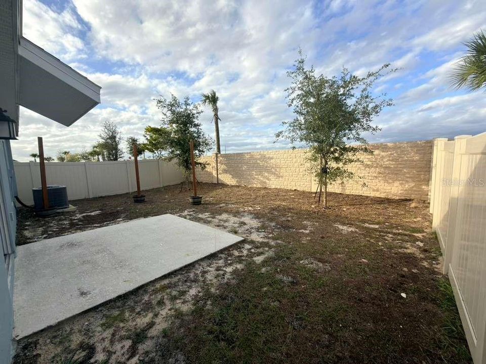 For Rent: $1,900 (3 beds, 2 baths, 1432 Square Feet)