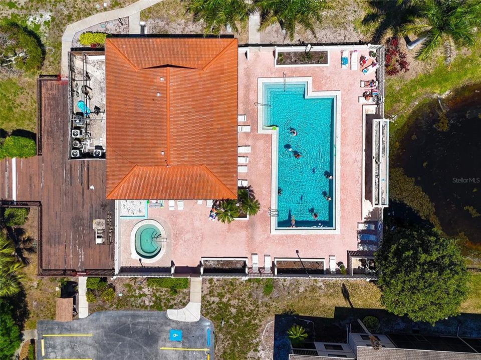 На продажу: $155,000 (2 спален, 2 ванн, 912 Квадратных фут)