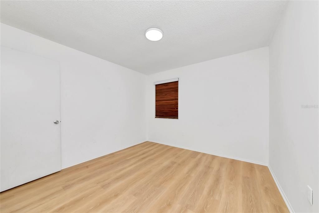 На продажу: $155,000 (2 спален, 2 ванн, 912 Квадратных фут)