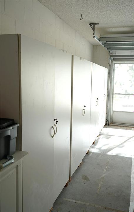 For Sale: $212,000 (2 beds, 2 baths, 1277 Square Feet)