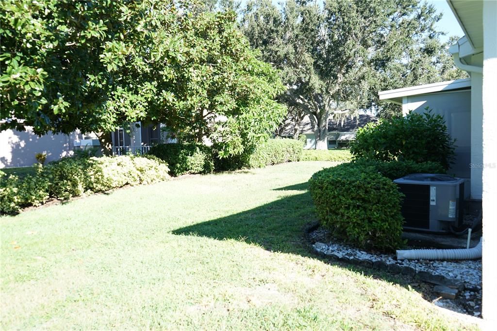 For Sale: $212,000 (2 beds, 2 baths, 1277 Square Feet)