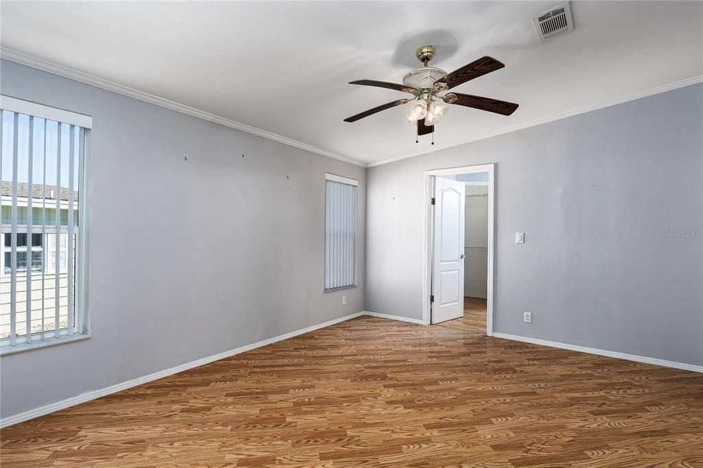 待售: $248,000 (3 贝兹, 2 浴室, 1566 平方英尺)