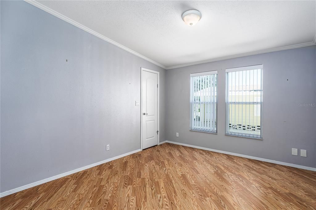 待售: $248,000 (3 贝兹, 2 浴室, 1566 平方英尺)