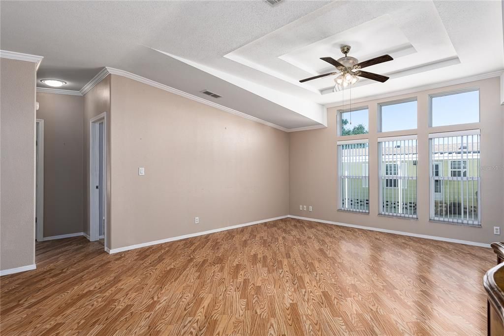 待售: $248,000 (3 贝兹, 2 浴室, 1566 平方英尺)