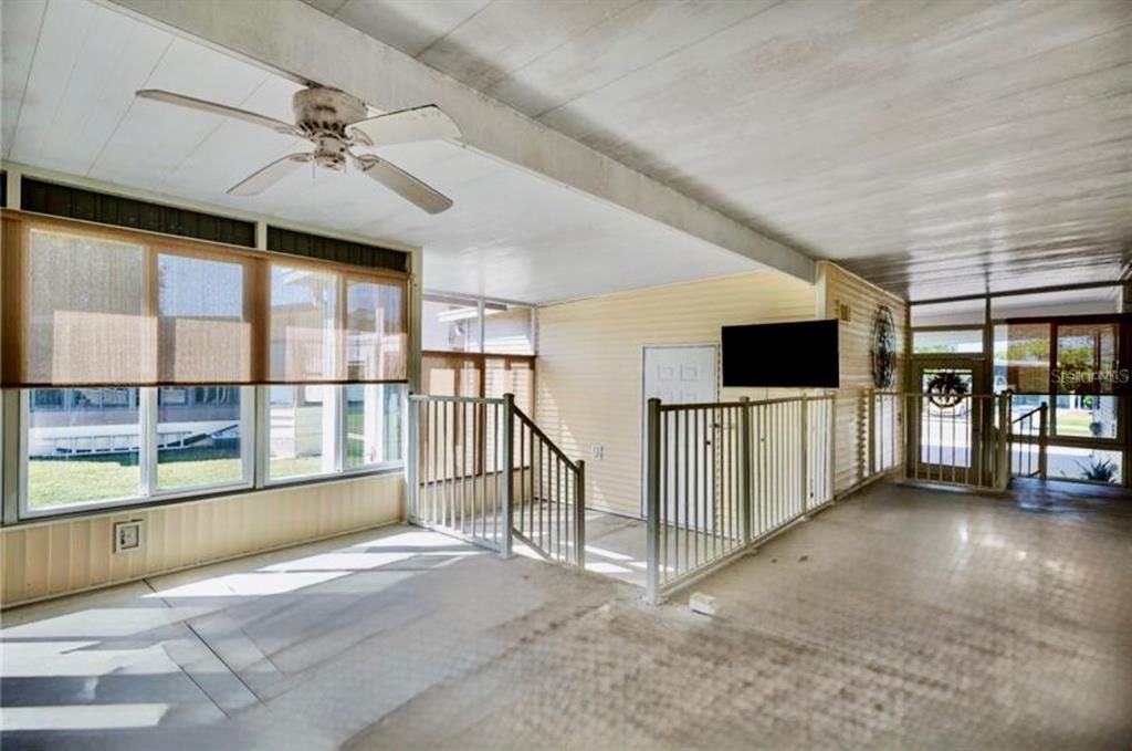 待售: $248,000 (3 贝兹, 2 浴室, 1566 平方英尺)