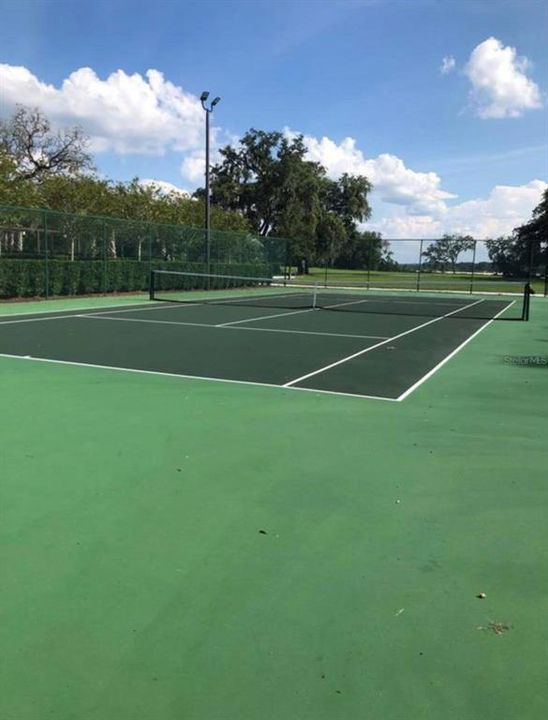 For Sale: $509,900 (5 beds, 3 baths, 2764 Square Feet)