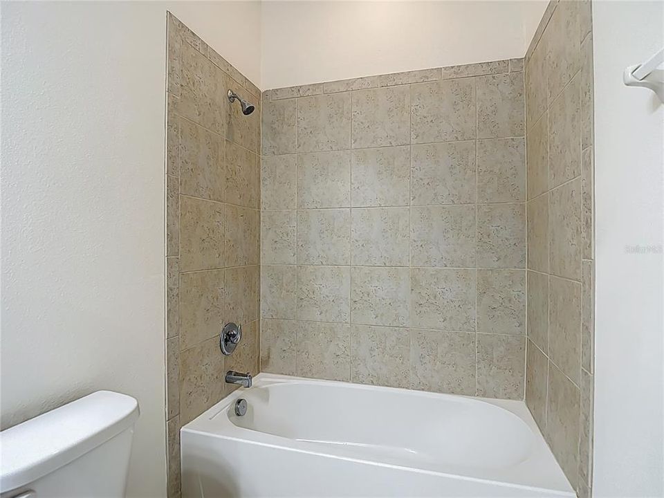 待售: $679,900 (5 贝兹, 3 浴室, 2584 平方英尺)