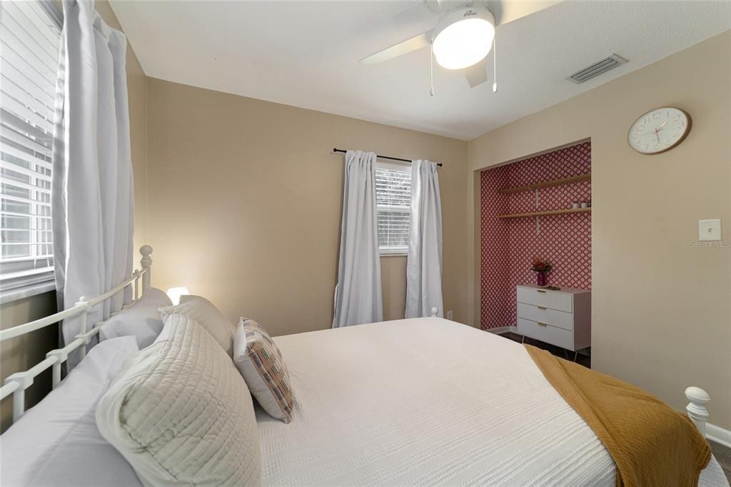 For Sale: $269,900 (3 beds, 2 baths, 1176 Square Feet)