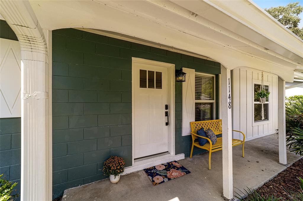 For Sale: $269,900 (3 beds, 2 baths, 1176 Square Feet)