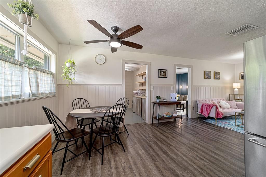 For Sale: $269,900 (3 beds, 2 baths, 1176 Square Feet)