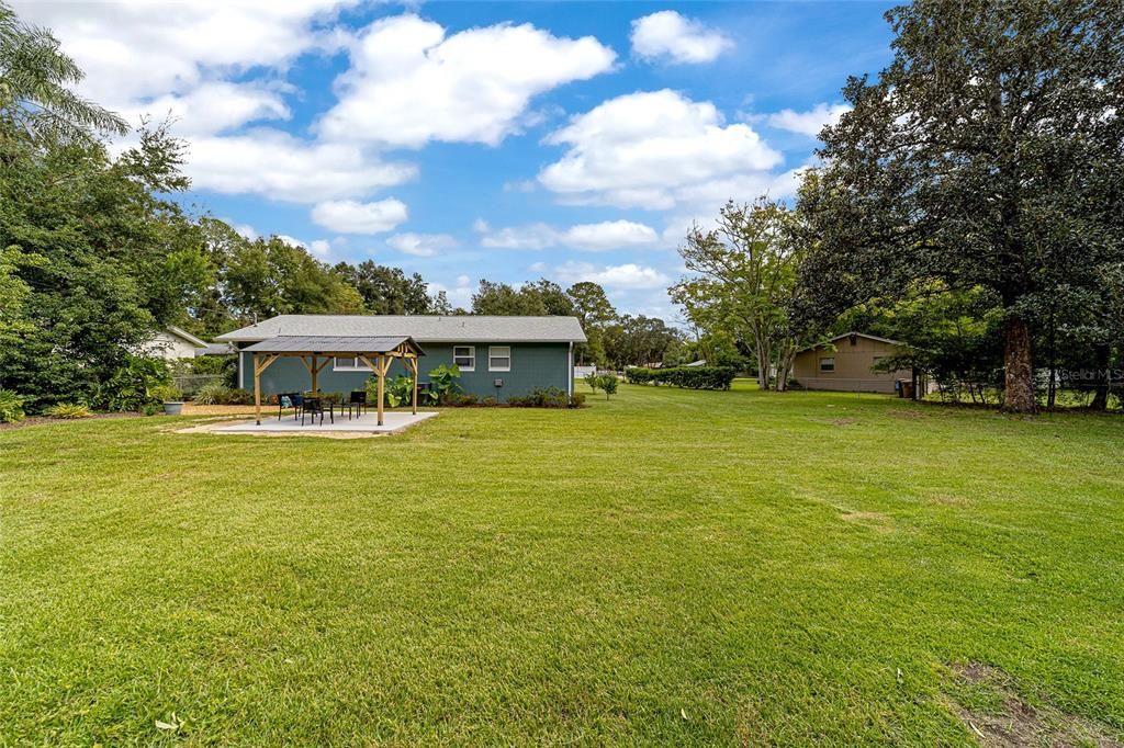 For Sale: $269,900 (3 beds, 2 baths, 1176 Square Feet)