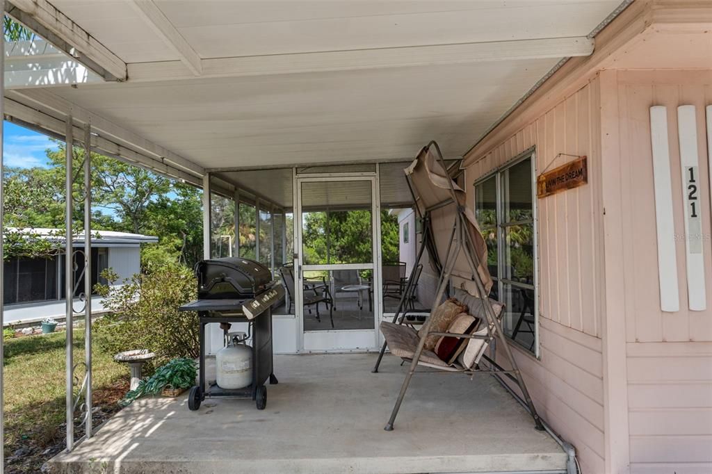 待售: $129,900 (2 贝兹, 2 浴室, 960 平方英尺)