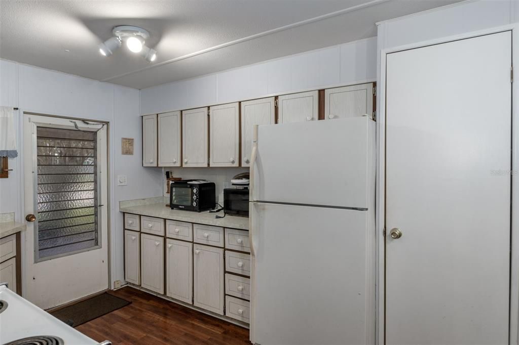 待售: $129,900 (2 贝兹, 2 浴室, 960 平方英尺)