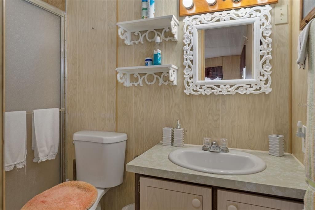 待售: $129,900 (2 贝兹, 2 浴室, 960 平方英尺)