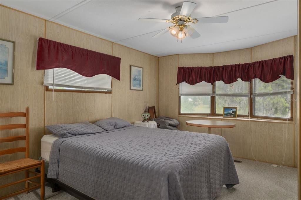 待售: $129,900 (2 贝兹, 2 浴室, 960 平方英尺)