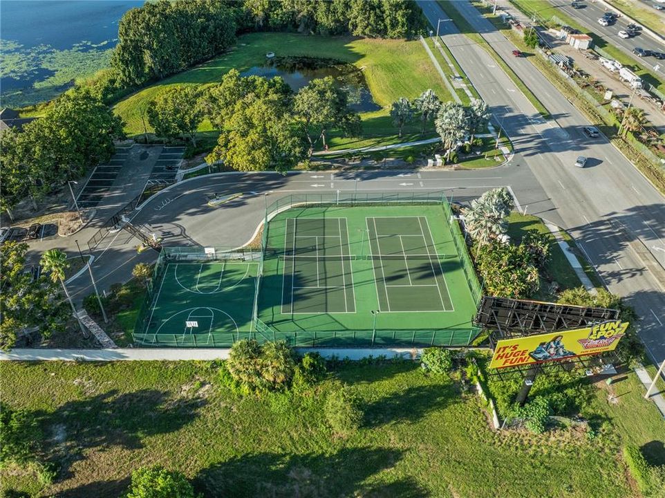 Activo con contrato: $165,000 (1 camas, 1 baños, 558 Pies cuadrados)