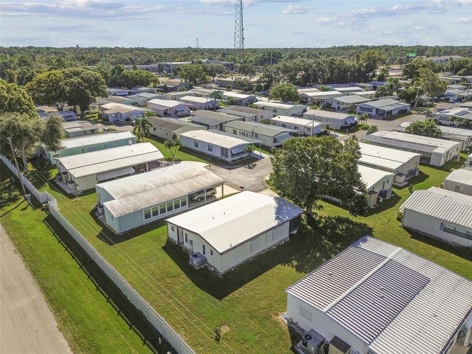 На продажу: $175,000 (2 спален, 2 ванн, 864 Квадратных фут)