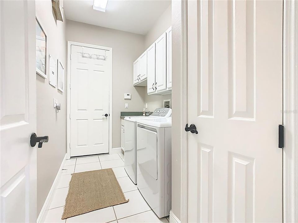 待售: $590,000 (4 贝兹, 3 浴室, 3110 平方英尺)