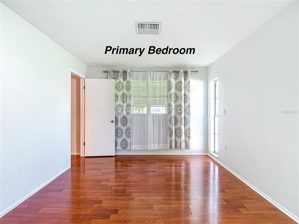 Под контрактом: $244,900 (3 спален, 2 ванн, 1226 Квадратных фут)