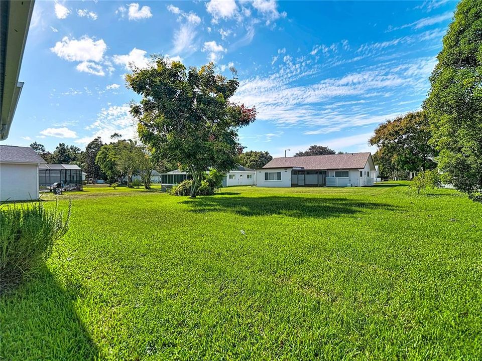 Под контрактом: $244,900 (3 спален, 2 ванн, 1226 Квадратных фут)