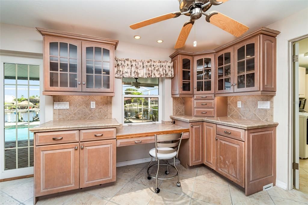 待售: $875,000 (3 贝兹, 2 浴室, 1641 平方英尺)